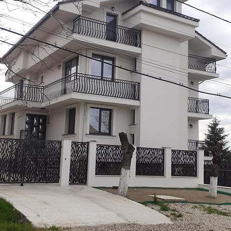 Casa Leahu Bed & Breakfast Baile 1 Mai Dış mekan fotoğraf