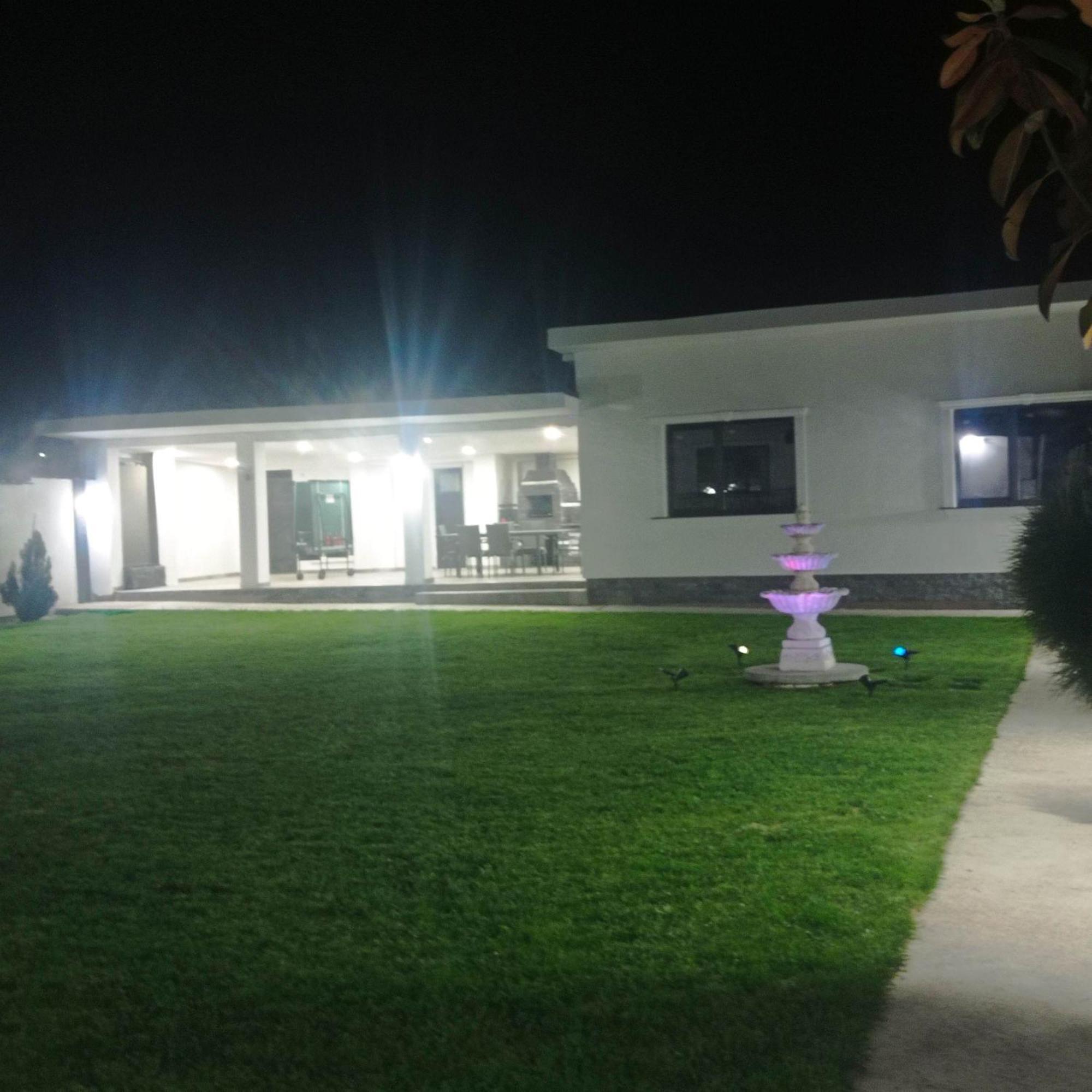 Casa Leahu Bed & Breakfast Baile 1 Mai Dış mekan fotoğraf