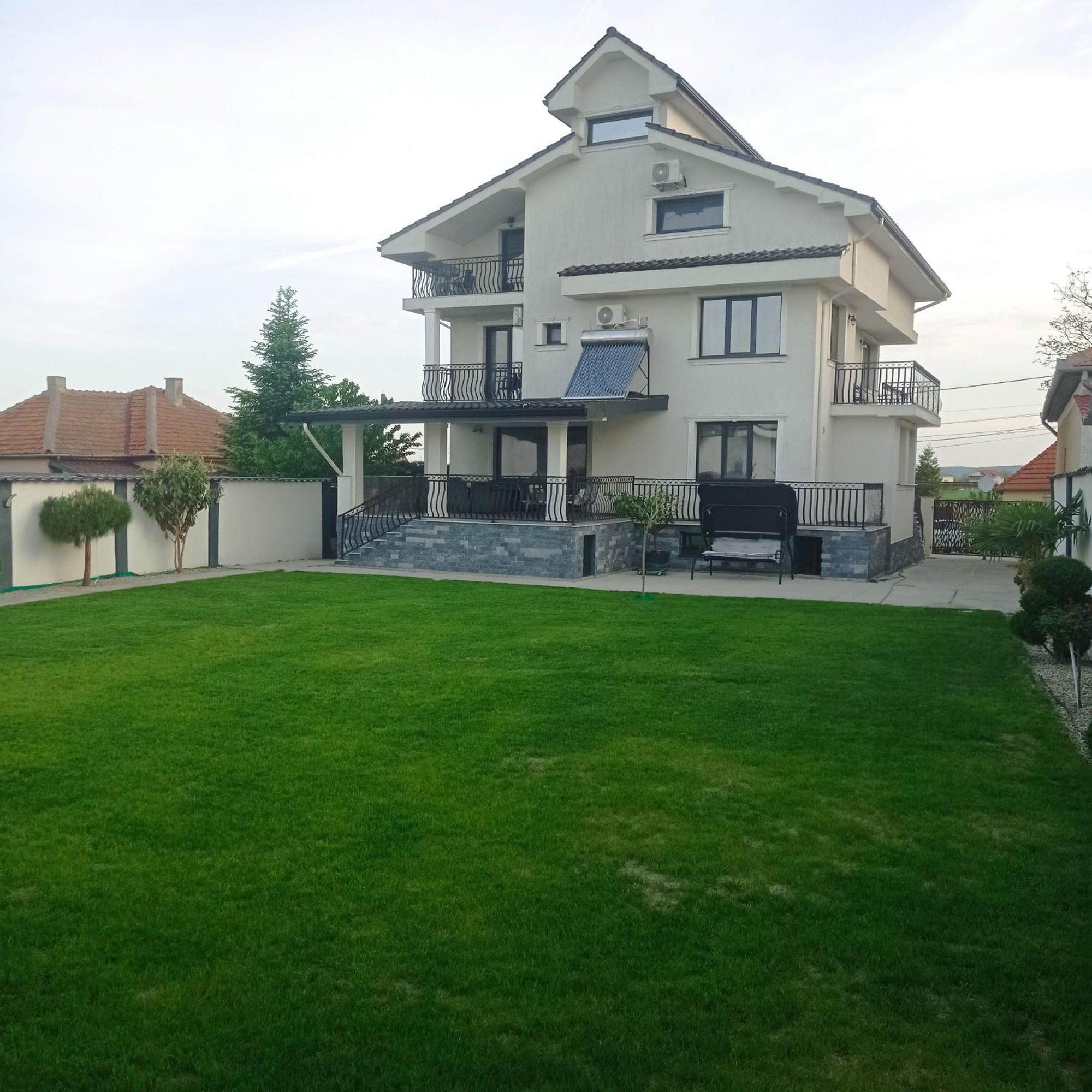 Casa Leahu Bed & Breakfast Baile 1 Mai Dış mekan fotoğraf